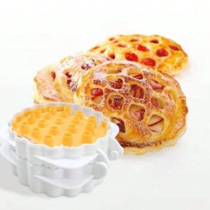 filled lattice mini pastry maker