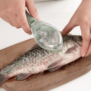 fish scale remover with lid