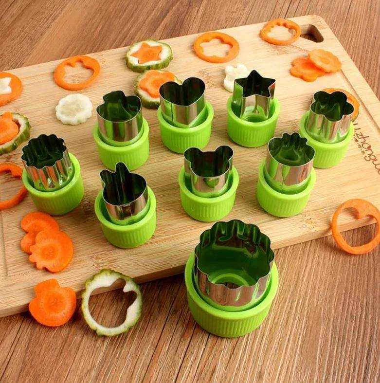 fruit and cookie cutter set (9 pcs) fruit and cookie cutter set (9 pcs)