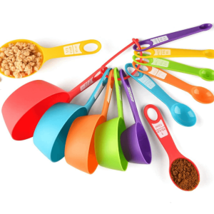 plastic measuring scoop and spoon set (10 pcs)