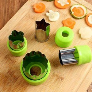 fruit and cookie cutter set (9 pcs)