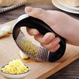 garlic press