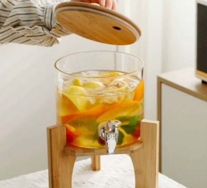 juice dispenser 5 litre with spigot and wooden stand (3.6l) juice dispenser 5 litre with spigot and wooden stand (3.6l)