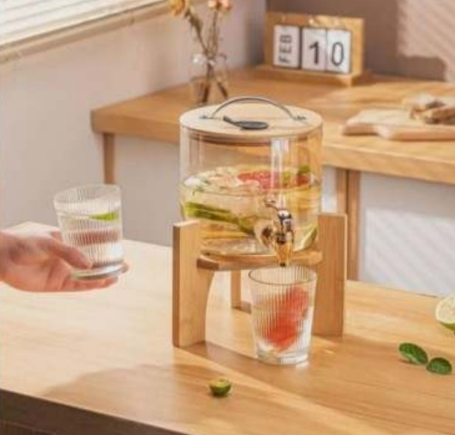juice dispenser 5 litre with spigot and wooden stand (3.6l) juice dispenser 5 litre with spigot and wooden stand (3.6l)
